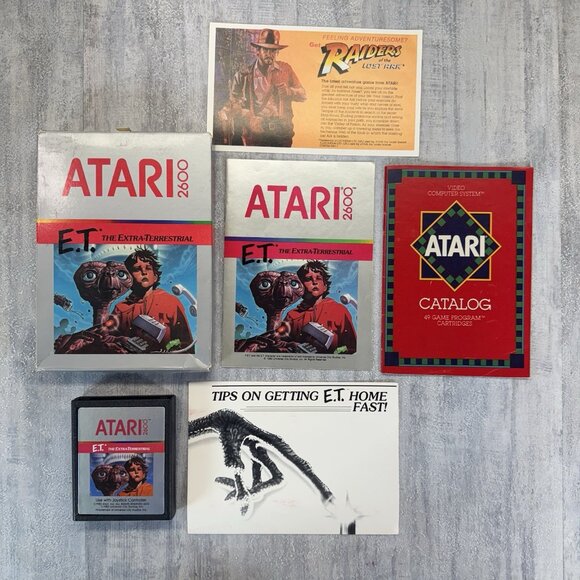 E.T. The Extra-Terrestrial - Atari 2600 Vintage 1982 Video Game Complete In Box - Picture 1 of 16
